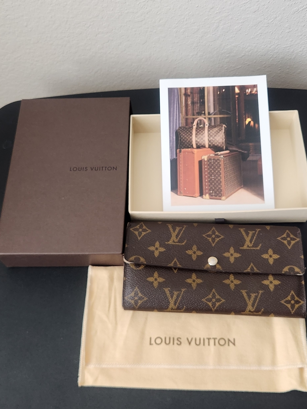Louis Vuitton Monogram PF Sarah Waller